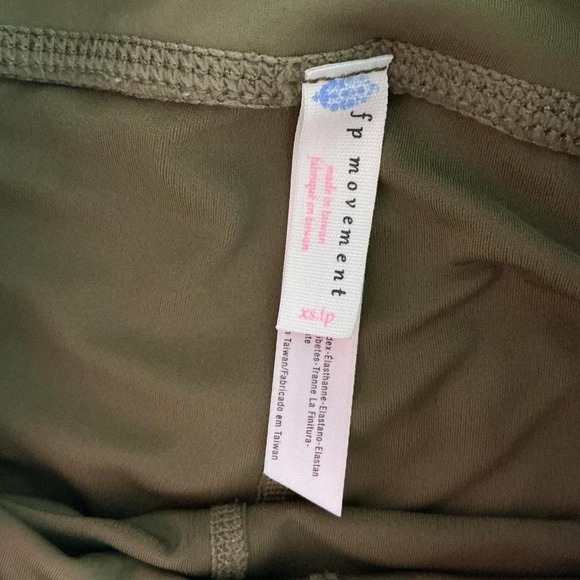 FP Movement Free People Olive Green‎ Embellished Ankle Athletic Leggings XS Yoya - Picture 2 of 3
